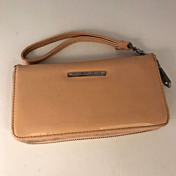 BCB Generation Allison Wallet Peach Patent Leather Wristlet Zip Around Organizer - Picture 2 of 11
